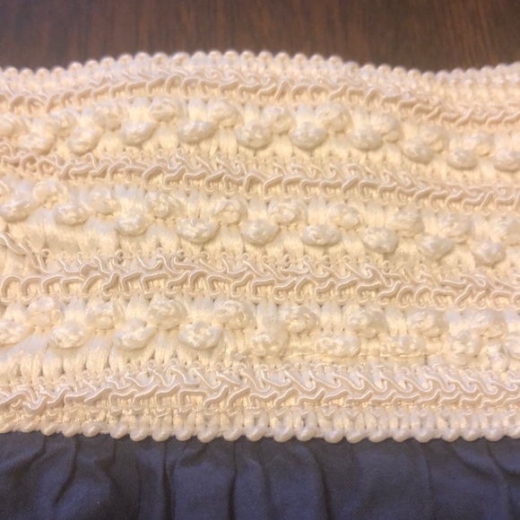 Metro wear Embroidered skirt - Picture 4 of 7